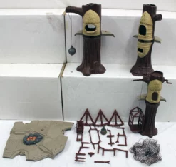 Vintage Star Wars Playset Loose Ewok Village C8 (Broken Fire Stand)