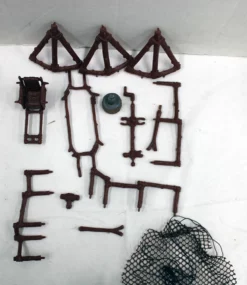 Vintage Star Wars Playset Loose Ewok Village C8 (Broken Fire Stand) -Brian's Toys Shop pic 3 39